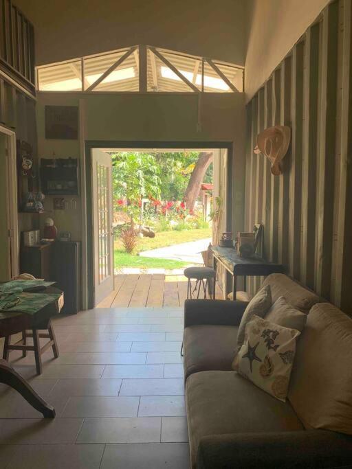 הוילה Tamanique Wabi Sabi , Casa De Playa מראה חיצוני תמונה
